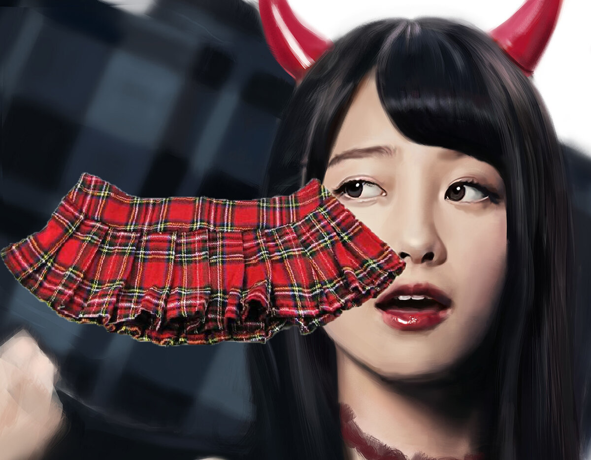 Японская школьница с красными рожками как-то подозрительно поглядывает на мини-юбку