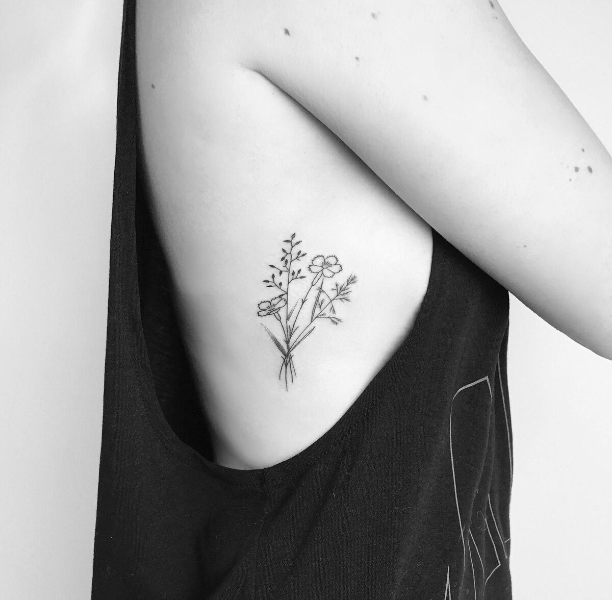 История и значения татуировок лили