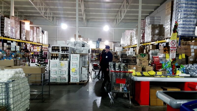 маг. магазин светофор освещение. товары в светофоре в санкт петербурге. магазин светофор композиторов 32. светофор магазин в спб.