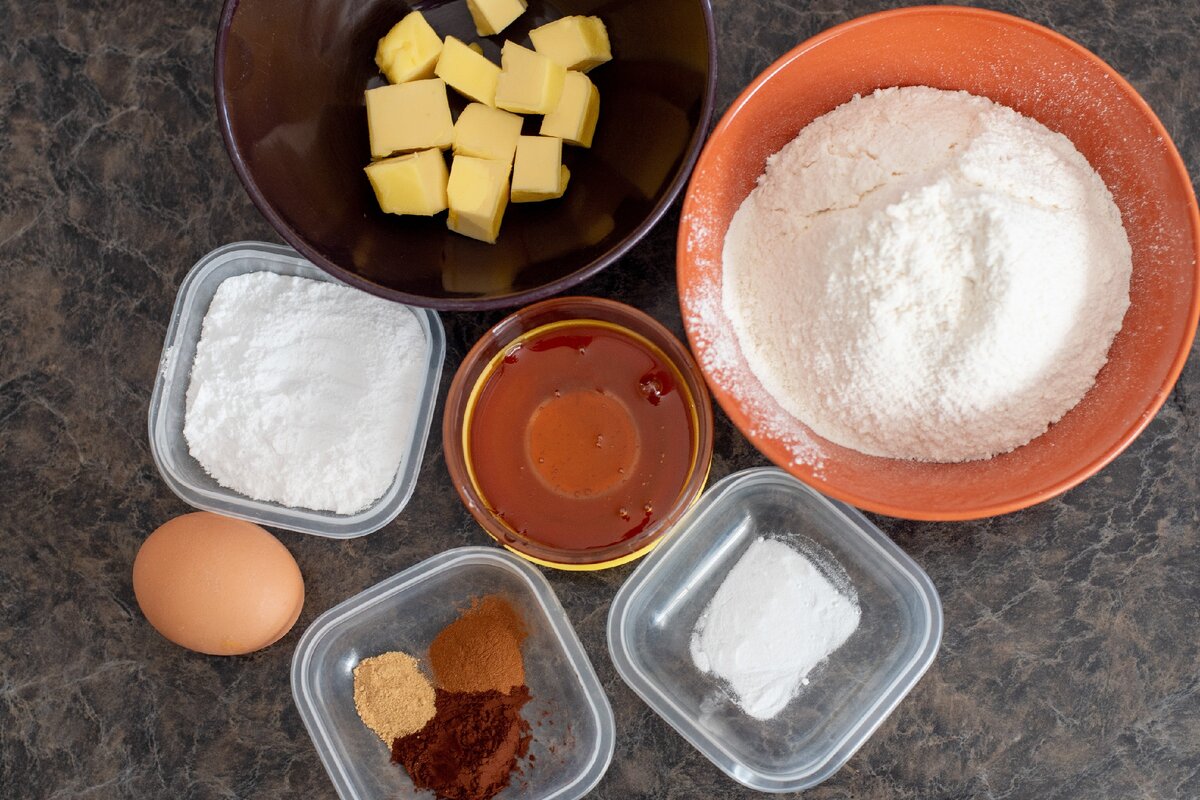 Ингредиенты для имбирного печенья