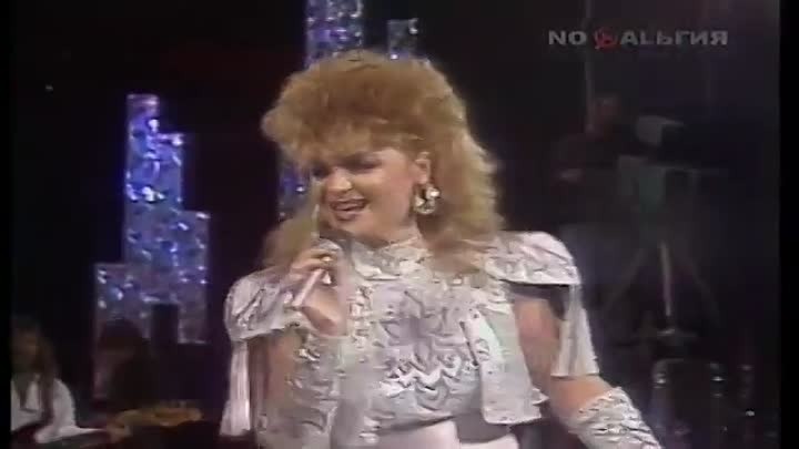 Лариса Долина