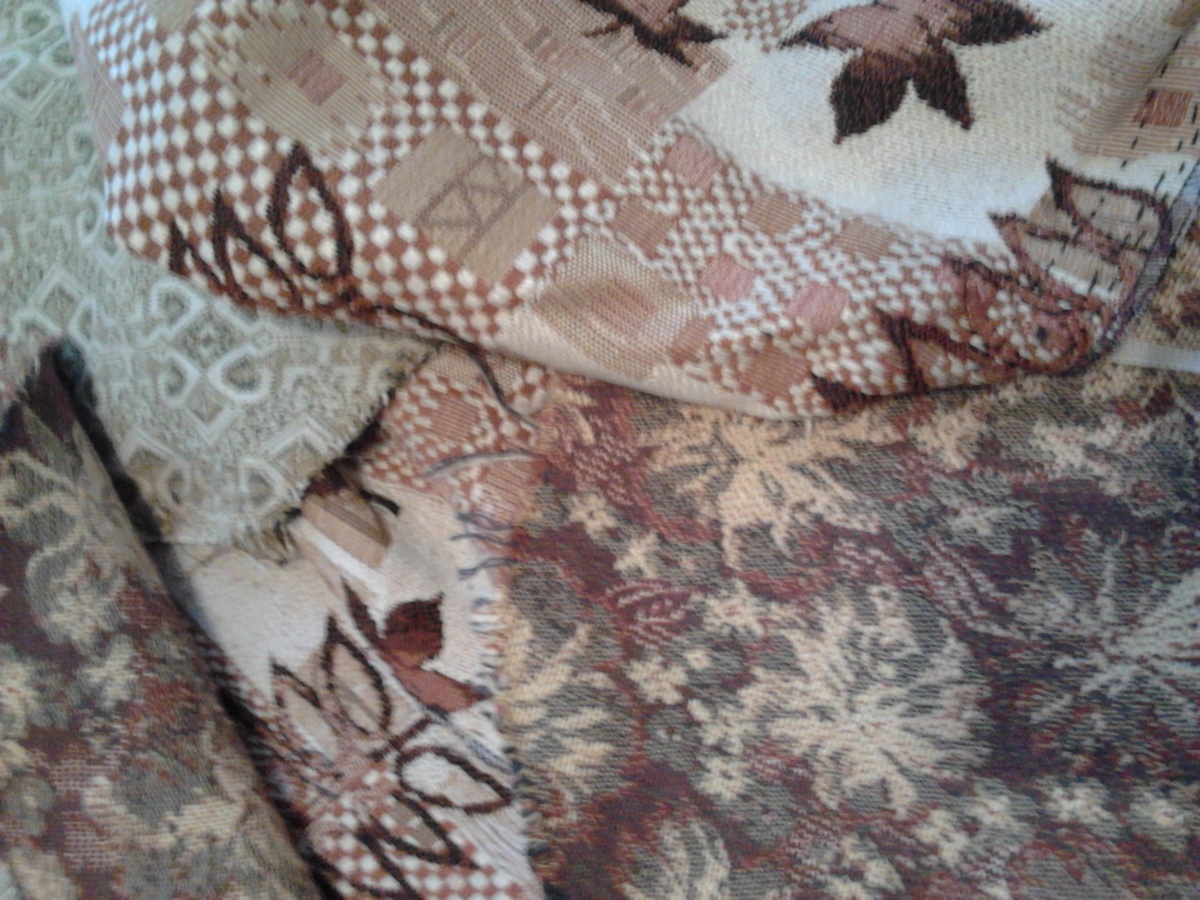 Обивка со старых стульев