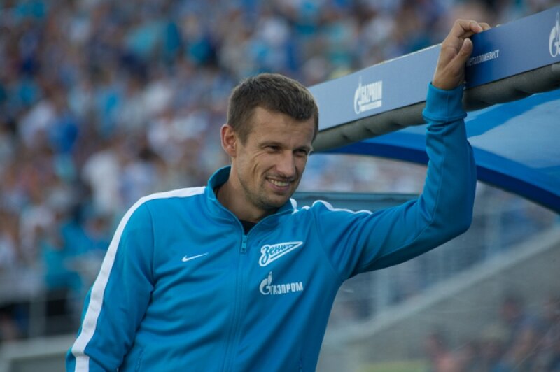 Сергей Семак умеет постоять за своих футболистов