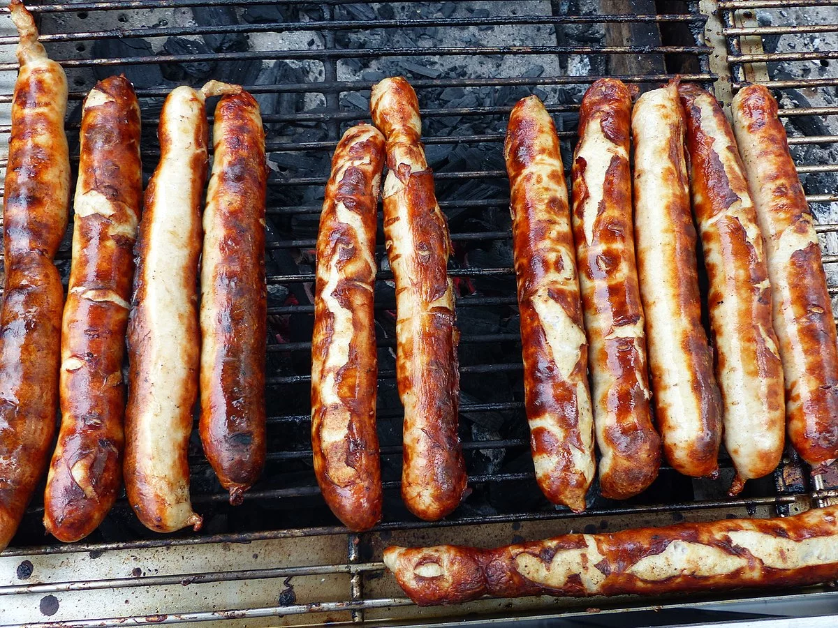 Нюрнбергские колбаски. Нюрнбергские колбаски гриль. Rostbratwurst. Тюрингский сосиски-гриль. Тюрингер (Thüringer) – сосиски.