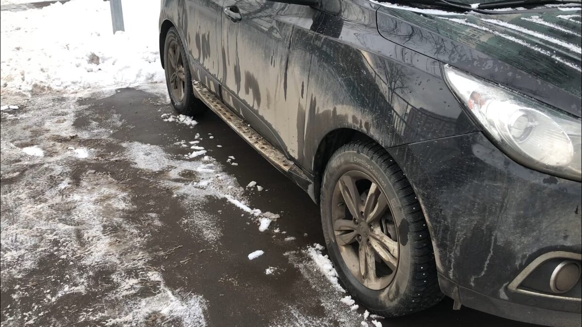 Вообще, для начала стоит подумать, а нужны ли в вашей машине пороги. В статье я написал, для чего они нужны мне. Но вам они могут не понадобиться. Фото автора