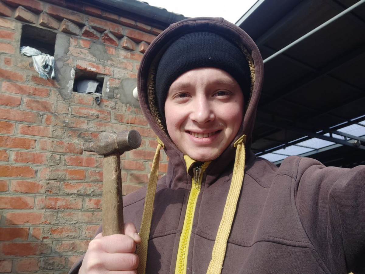 Артем Крылов - автор канала "За пределом"