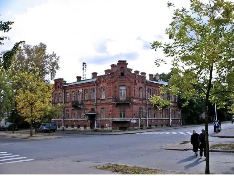 Дом У. М. Волгиной. Наши дни Фото из Яндекс. Картинки 