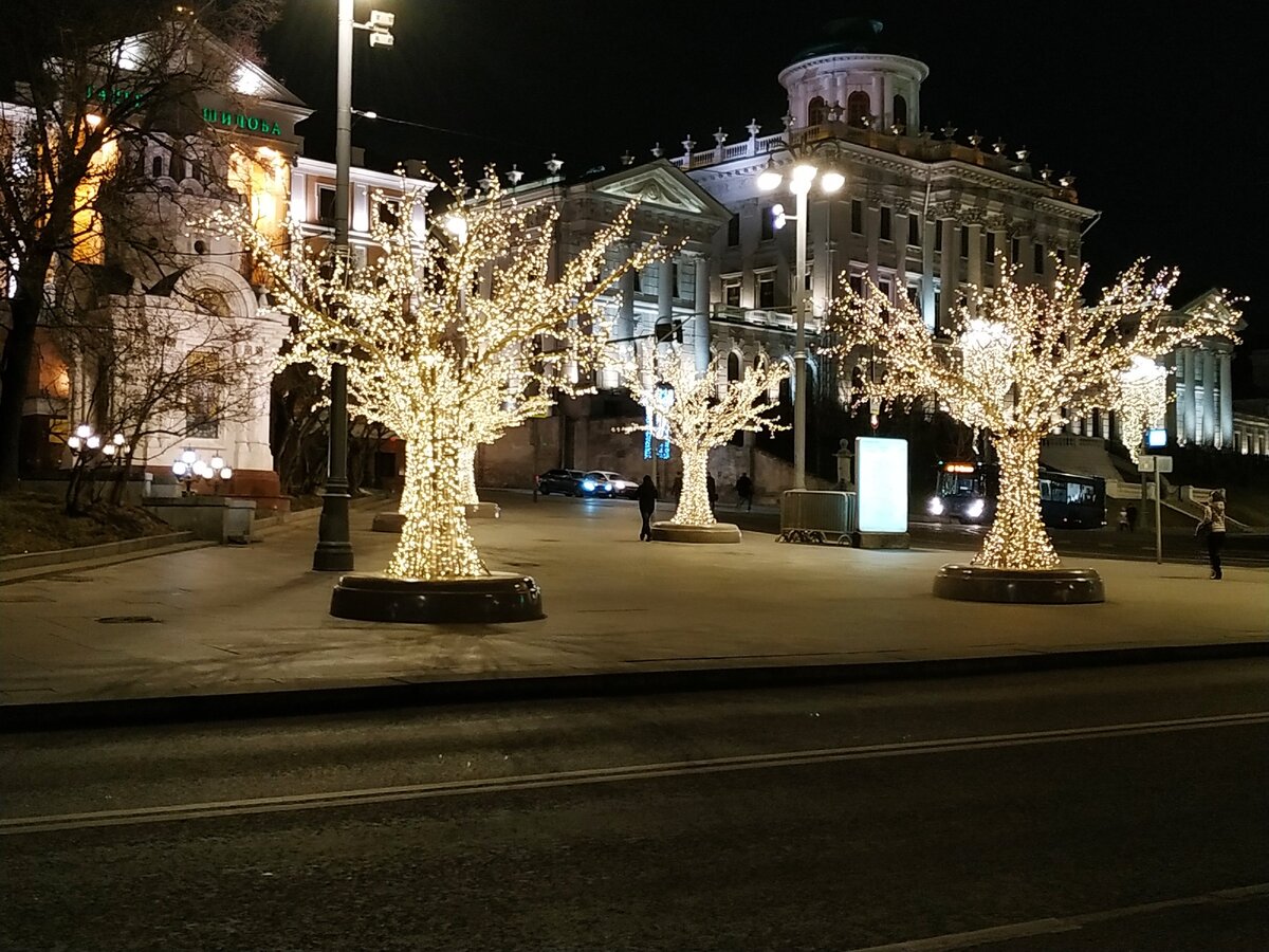 Вечерняя Москва.