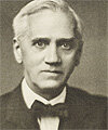 «Когда я проснулся на рассвете 28 сентября 1928 года, я, конечно, не планировал революцию в медицине своим открытием первого в мире антибиотика или бактерии-убийцы», — эту запись в дневнике сделал Александр Флеминг, человек, который изобрёл пенициллин.