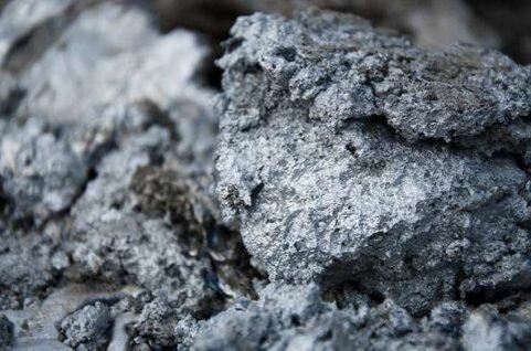 Собственно цинк даже полезен для организма