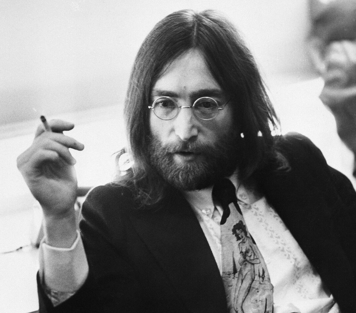 "Я никогда не думал о том, что буду писать великие вещи, я просто пошел и написал их." - Джон Леннон.