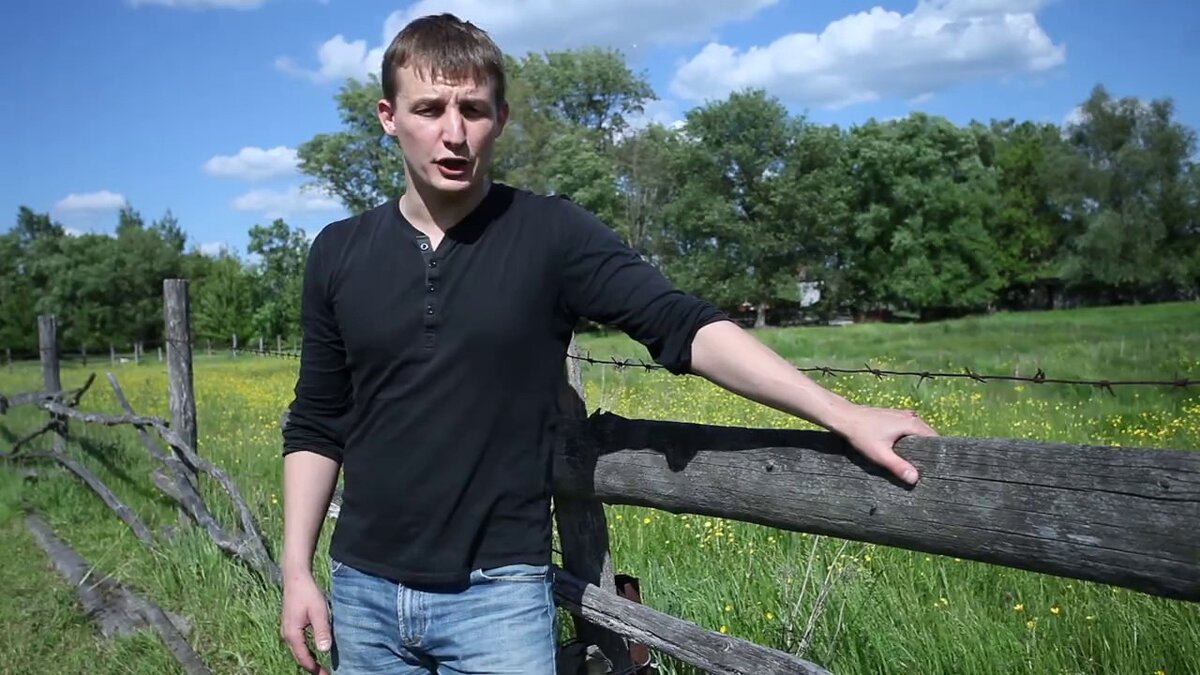 Деревенские мужики видео. Парень в деревне. Сельский парень. Деревенский парень. Мужчина из глубинки.