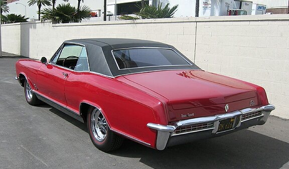 1965 Buick Riviera с опцией Gran Sport