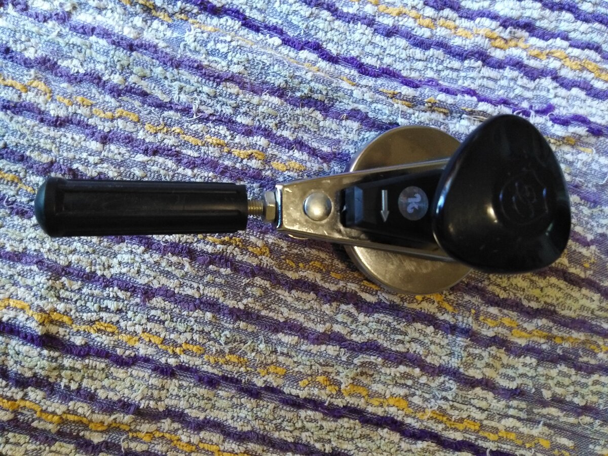 Купили ещё одну, ведь запас карман не тянет.