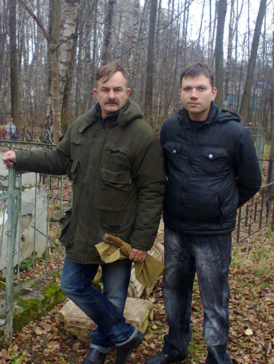 Мы с Игорем в Борках (он слева), 2013 год