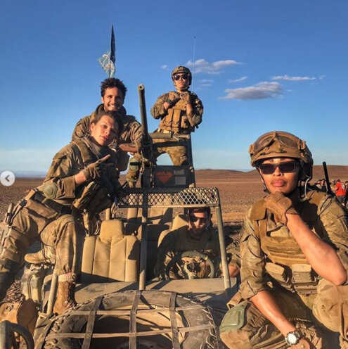 "Артемис" со своим спец. отрядом (фото взято с @inst: millajovovich)