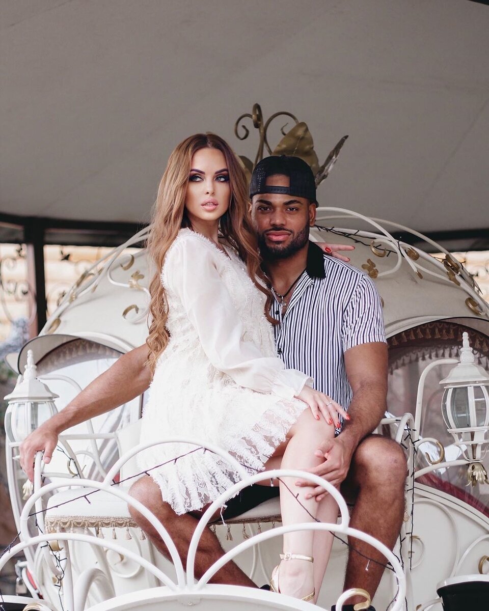 Юлия Ефременкова и Мондезир Свет-Амур.