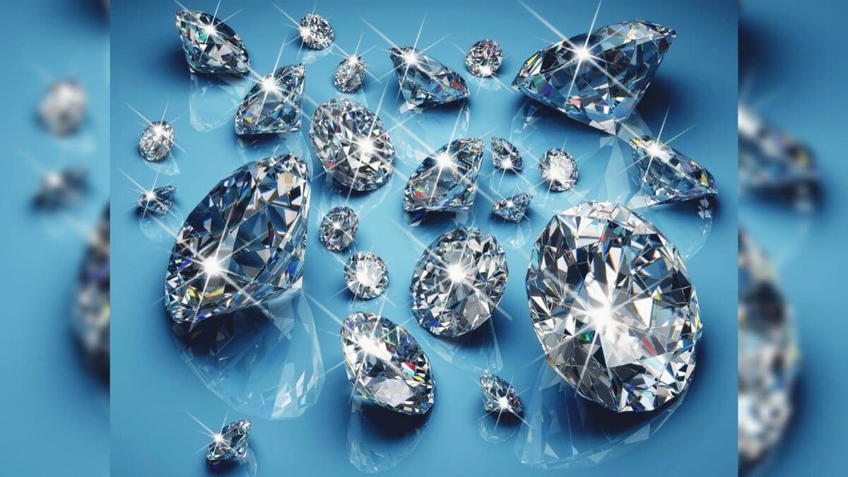  Самый прочный камень в мире. Действительно, по твердости алмаз с огромным отрывом обгоняет все другие минералы. Если по относительной шкале твердости от 1 до 10 (шкала Мооса) он не так уж далеко от них ушел, то по абсолютной твердости отличие на порядок.