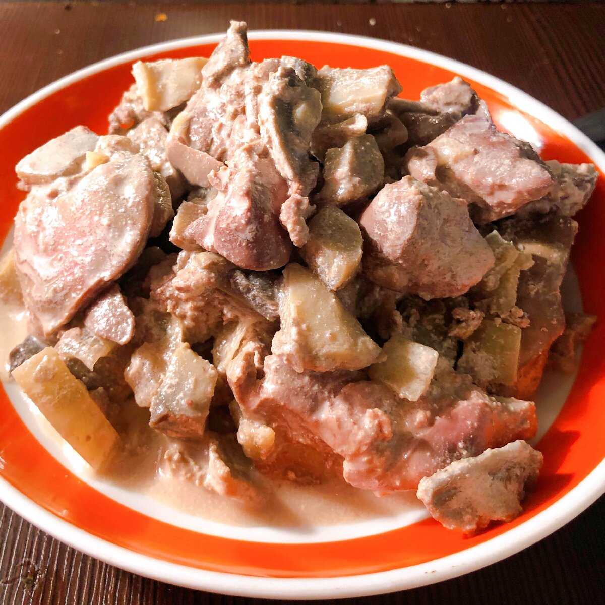 Куриная печень с грибами в сметане - пошаговый рецепт с фото на webmaster-korolev.ru