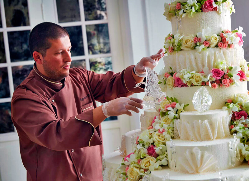 Ренат Агзамов Источник фото: luxuryinrussia.com