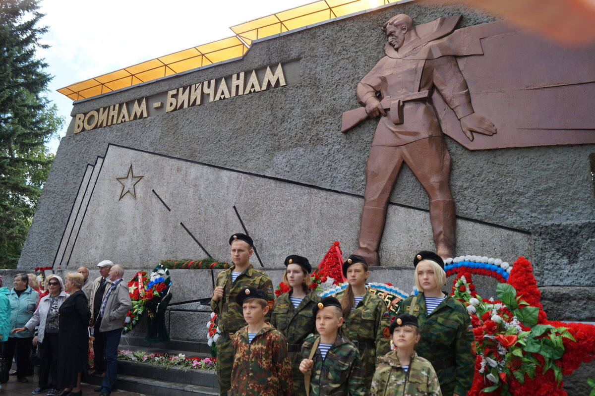 Памяти павших песни