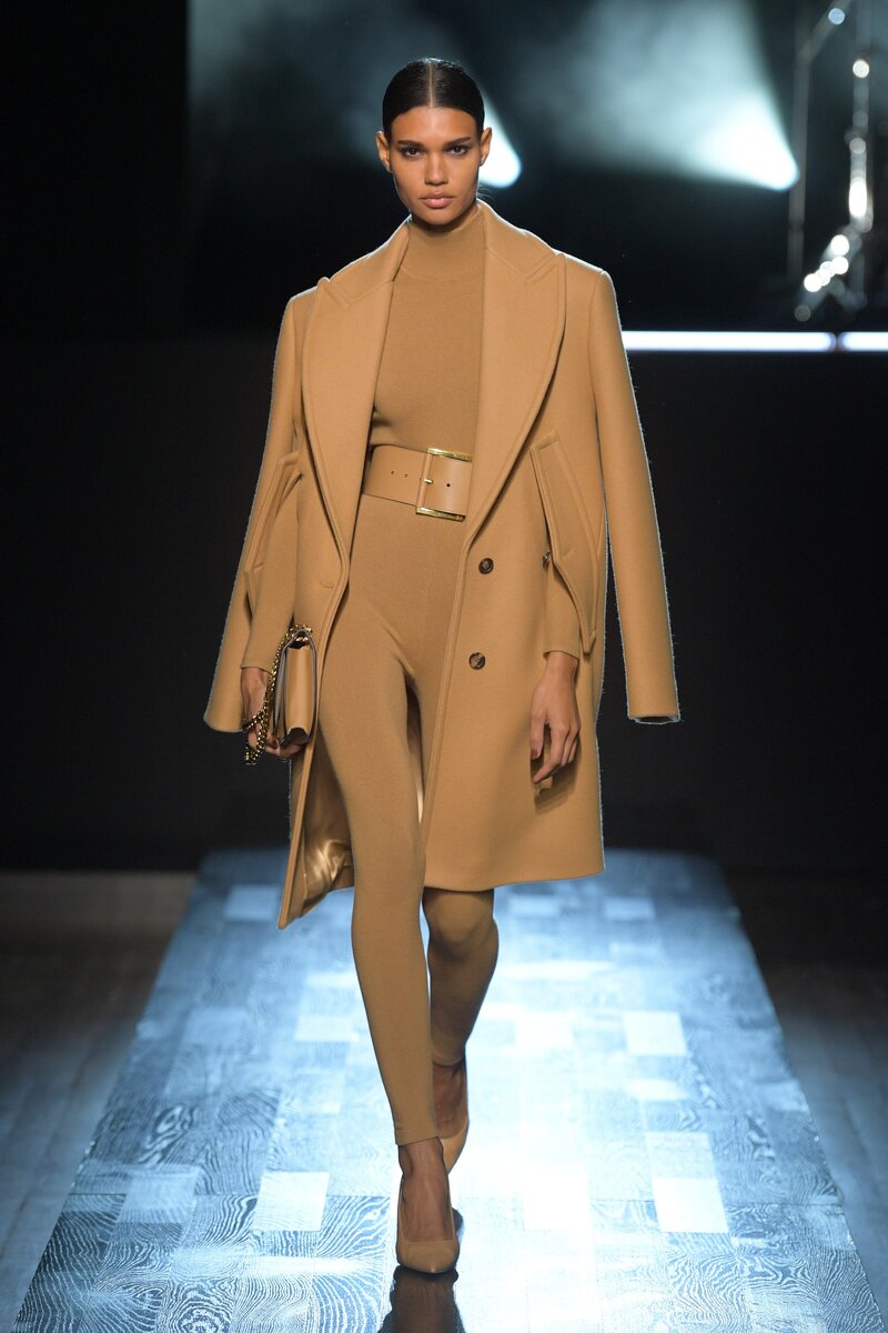 MICHAEL KORS COLLECTION осень-зима 2022-2023 - печаль в тапочках или шарм в  большом городе | LEPESHKINA | Дзен michael kors collection