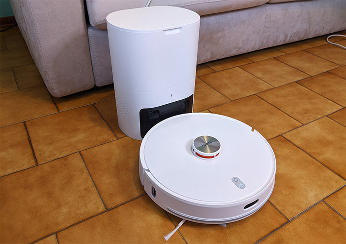 Lydsto R1 — бюджетный самоочищающийся пылесос. Фото: mbreviews.com