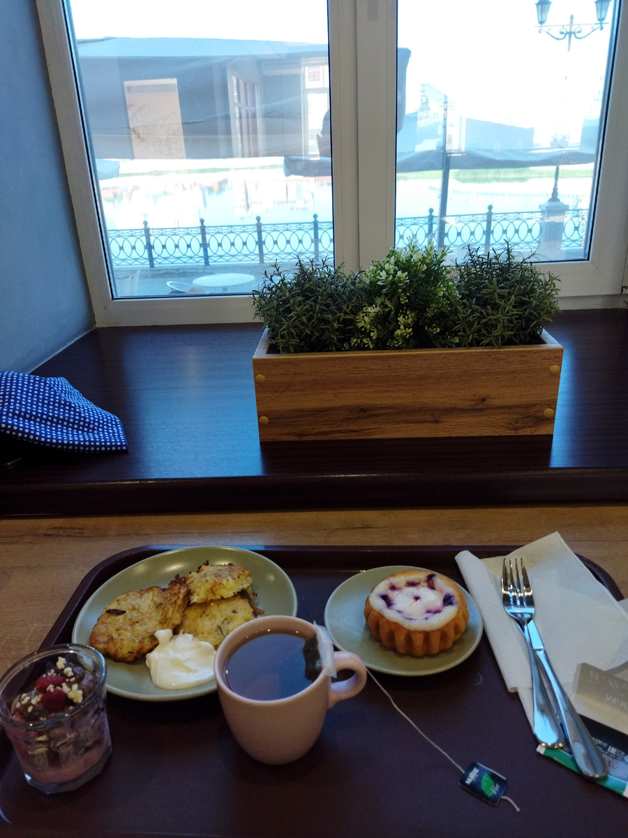 Кафе-столовая "Простая еда" 