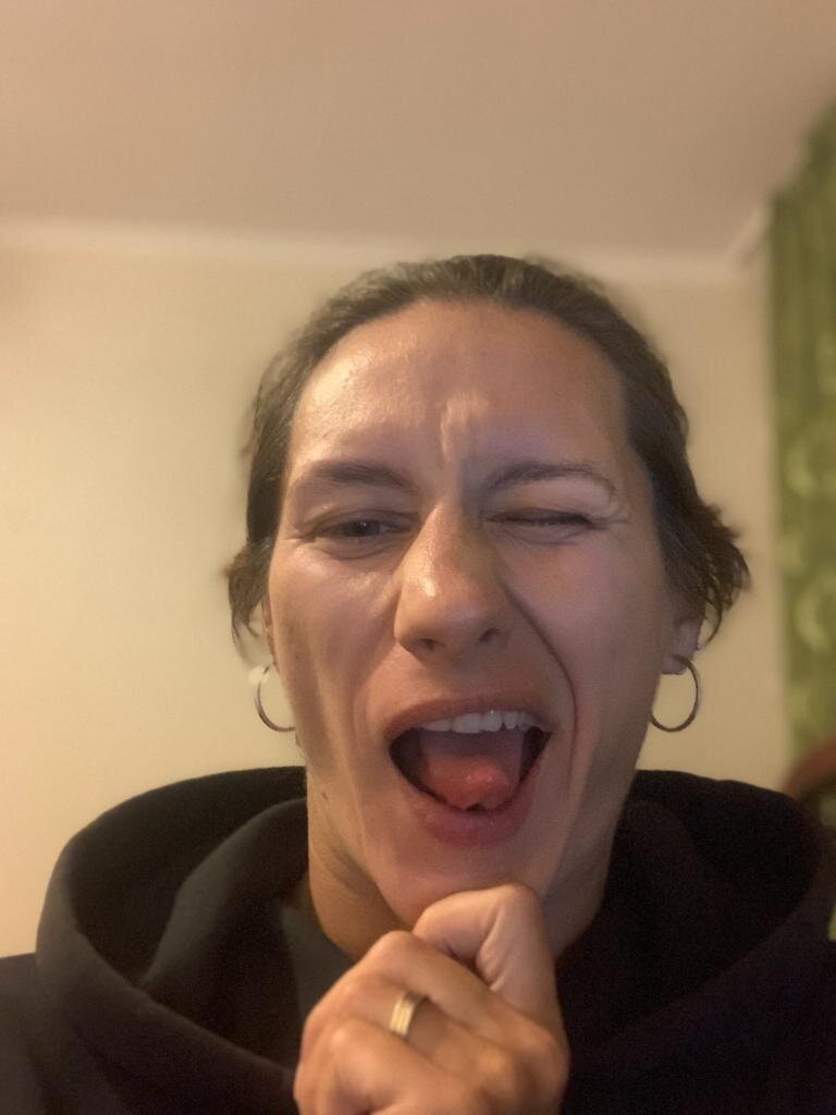 Взрослым тетям дурачиться нельзя | Честна.Я | Дзен