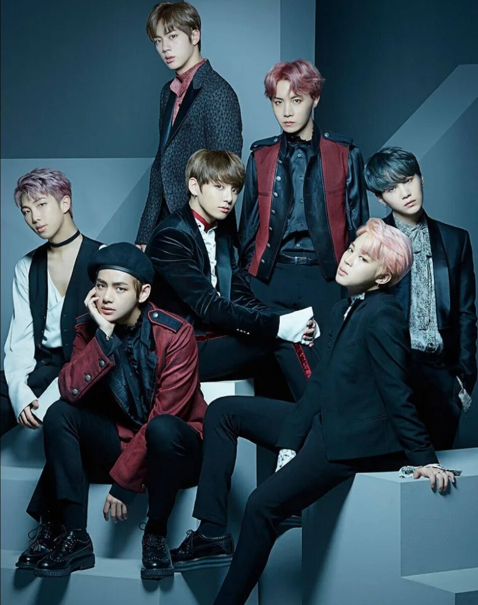 K pop группа bts. Группа BTS. BTS 2017. Bits корейская группа. Группа БЧС корейская.