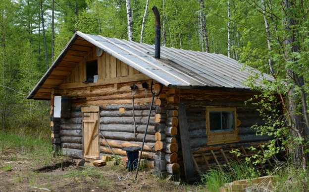 Проснулся. Ну наконец-то, гораздо же ты спать! Мы уже тебя все заждались. Первое, что я увидел в этот замечательный день, были мамины глаза. - Именинник наш, вставай! Скорее, все тебя ждут!-3