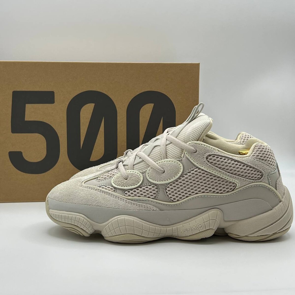 Adidas yeezy sales 500 modello vecchio