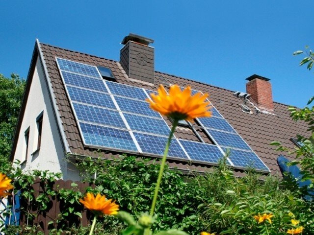 Обзор садовых светильников на солнечной батарее и солнечных гирлянд