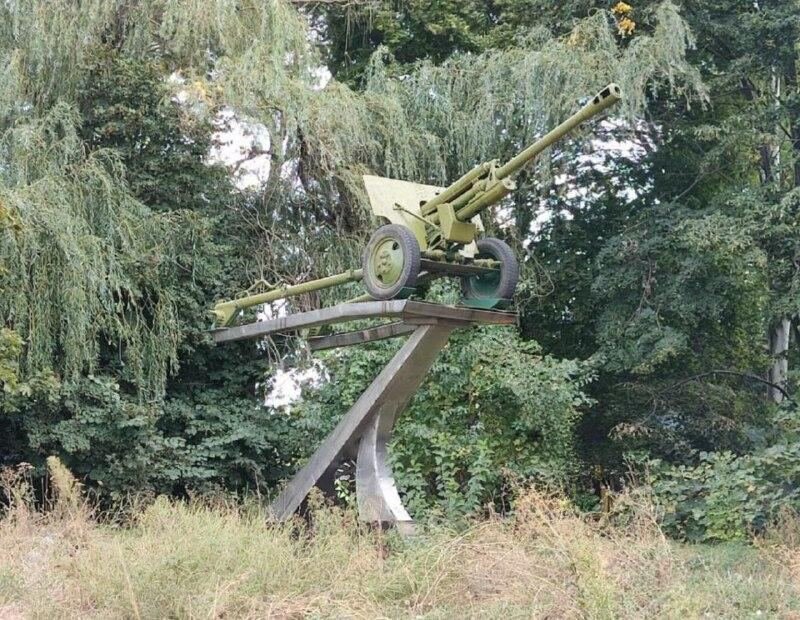  В Великой Лепетихе отреставрировали памятник - Таврия ТВ - Херсон