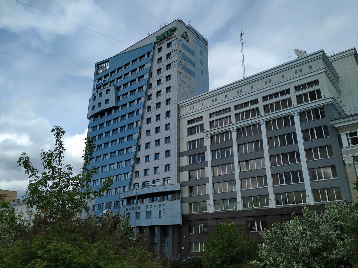 БЦ "ВИПР" (высота 69 м.) в Челябинске. Фотографии, описание, адрес