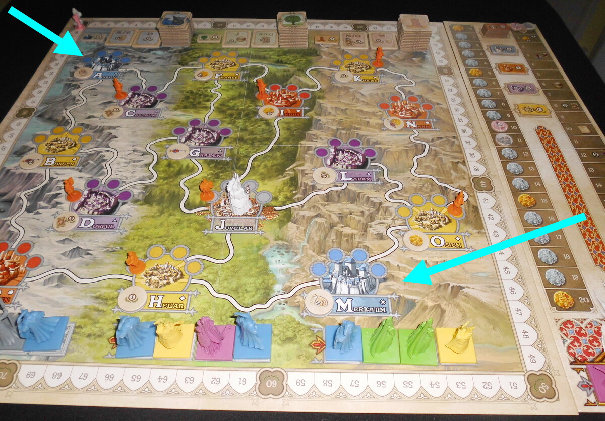 Угловые города в этой партии имели бонусы по продвижению по треку благородства, что неплохо, так как появляется задел выиграть ещё и по нему.  