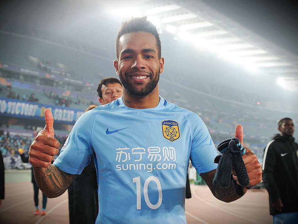 Алекс Тейшейра. Арбузы Мхитаряна просто класс!