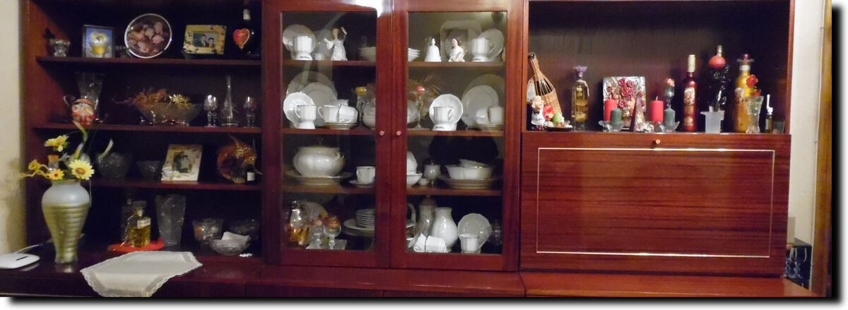 Советский сервант