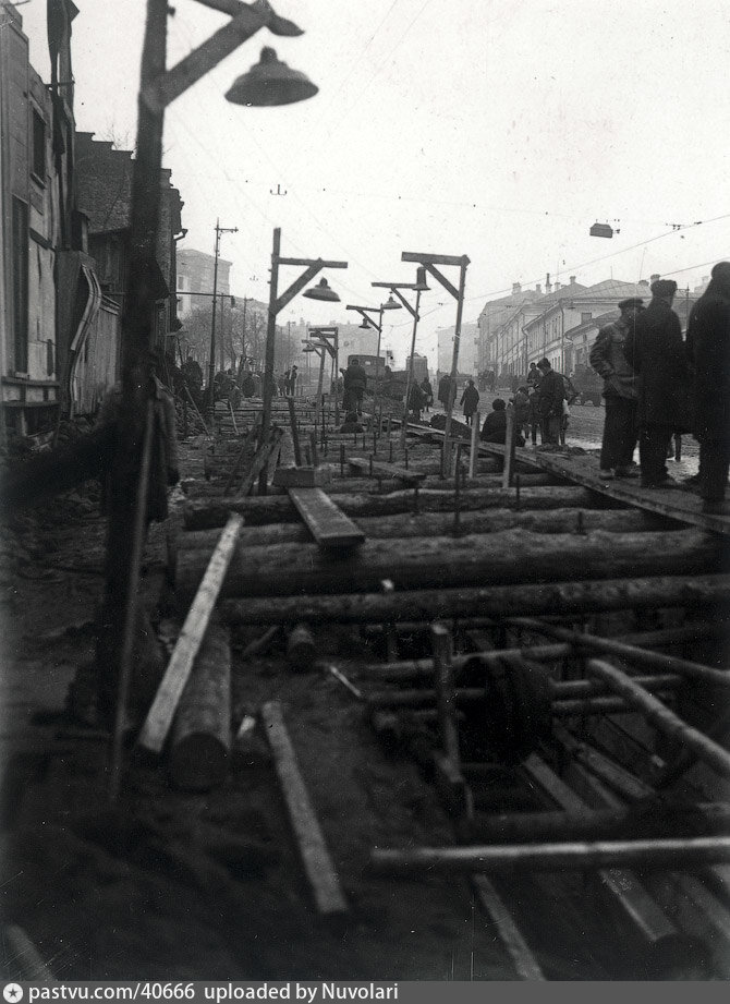 Первая стройка. Стройка Московского метрополитена 1935. Стройка Московского метрополитена 1930. Первая ветка Московского метрополитена 1935. Московский метрополитен 1931.