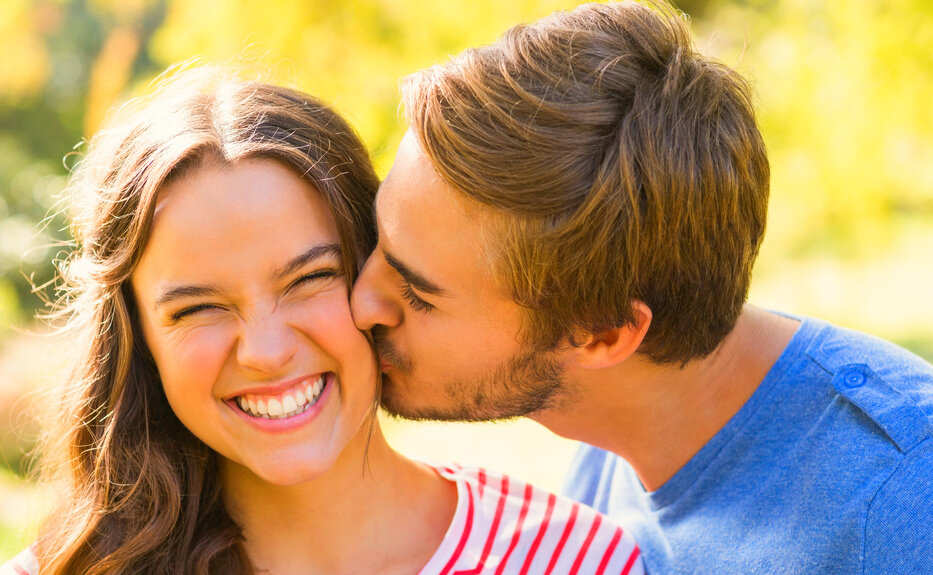 Поцелуй знаков зодиака, любовь, астрология, судьба