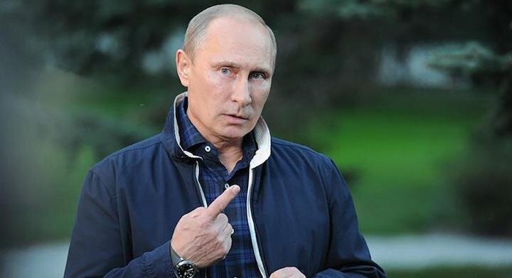 Владимир Путин в одежде стиле Casual