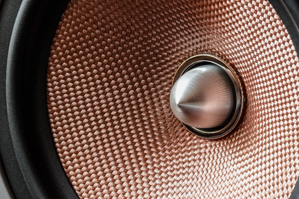 Source: https://www.pexels.com/photo/aluminum-audio-close-up-design-373632/
