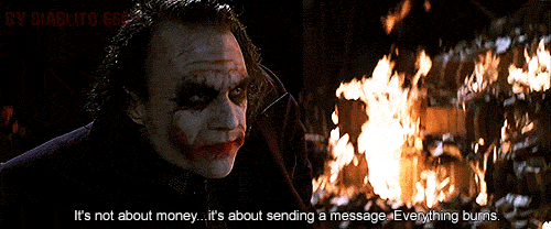 Хит Леджер  в образе Джокера - кадры из фильма "Тёмный рыцарь"