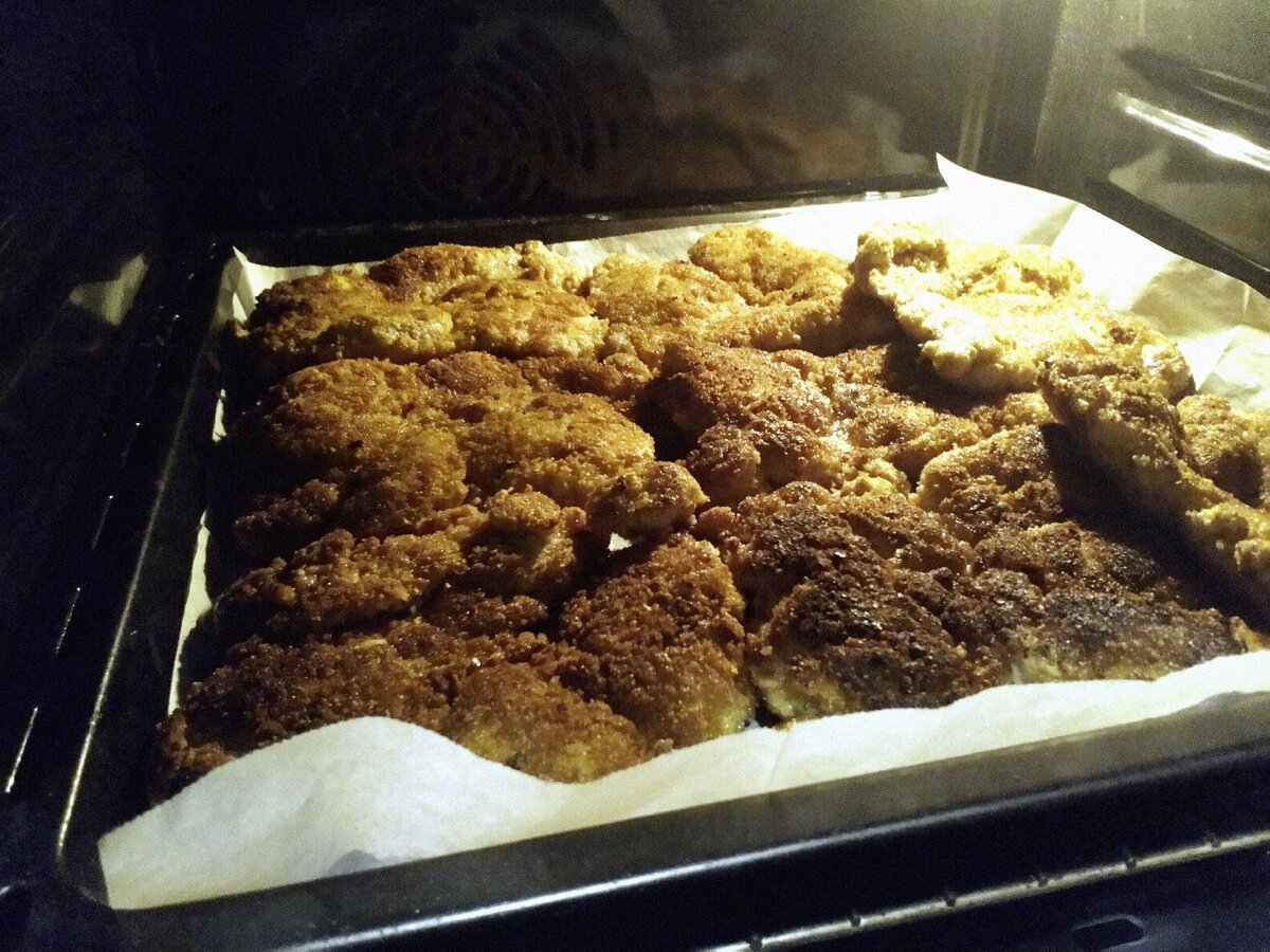  Запанированное филе бедра в духовке.