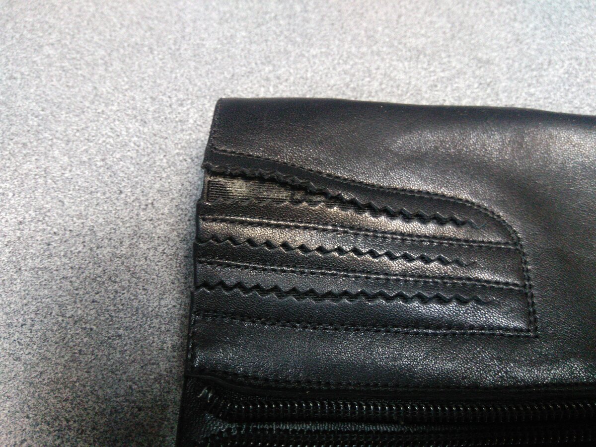 Клей заводской, еще до ремонта