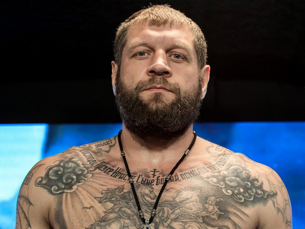 Александр Емельяненко уложил Михаила Кокляева нокаутом в первом раунде 
