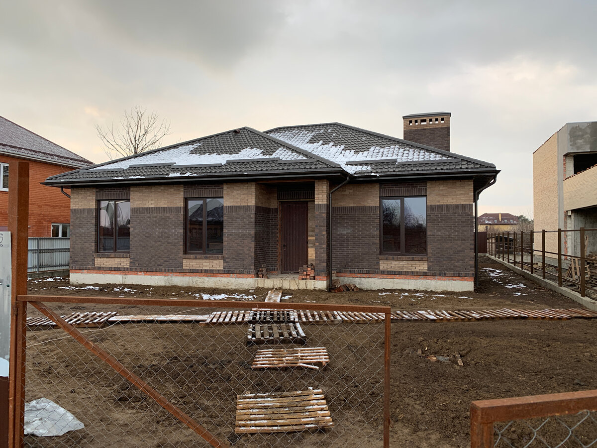 Главный фасад