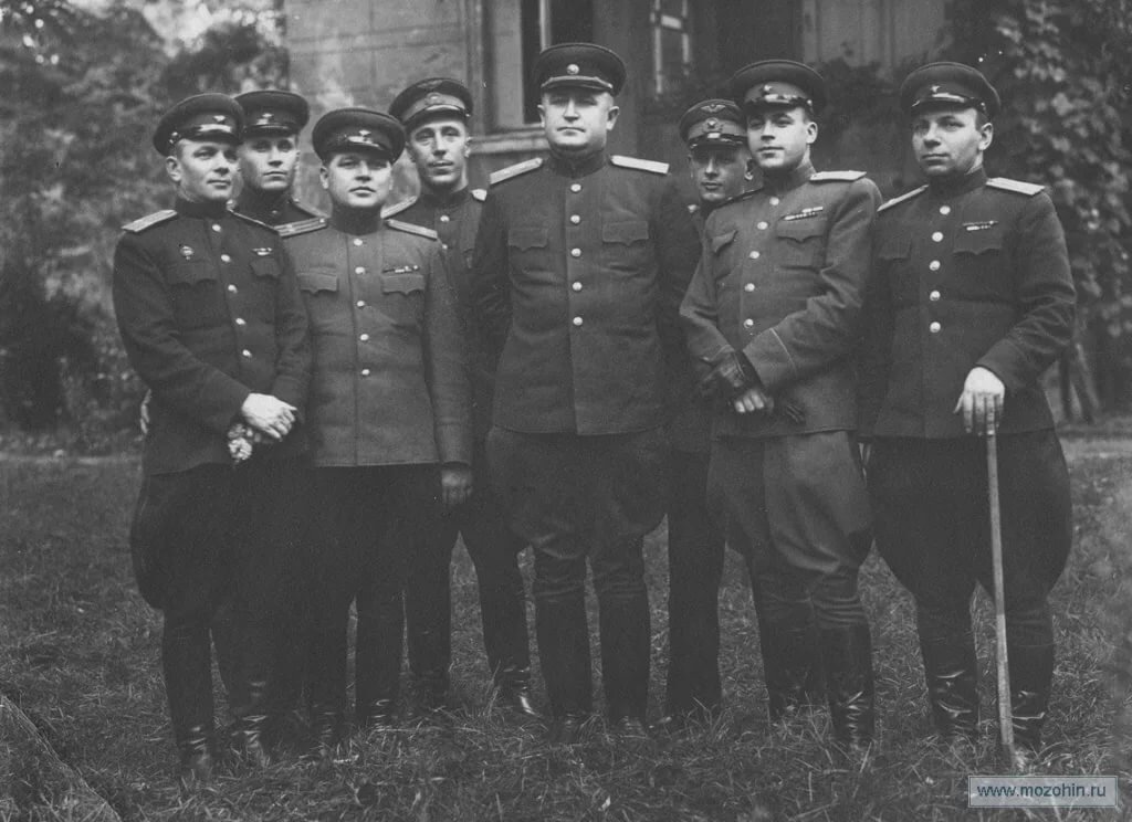 Офицеры МГБ СССР в Германии (фотография из Яндекс. Картинки)
