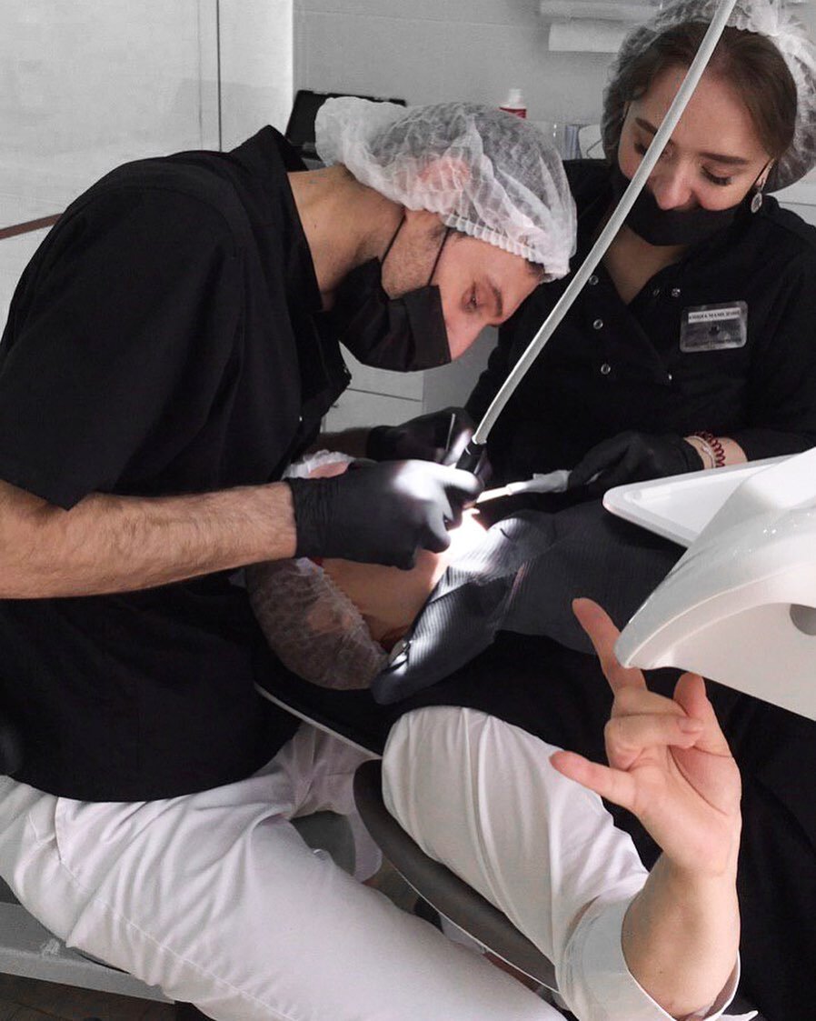 Пациентка желает вам отличной недели. Dental clinic на Мишина, 35