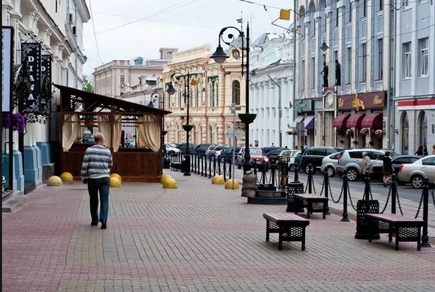 Salstory рождественская ул 8 нижний новгород. Рождественская улица Нижний Новгород Salstory. Рождественская улица фото. Большая Покровская и Рождественская. Нижний Новгород Рождественская улица утром.